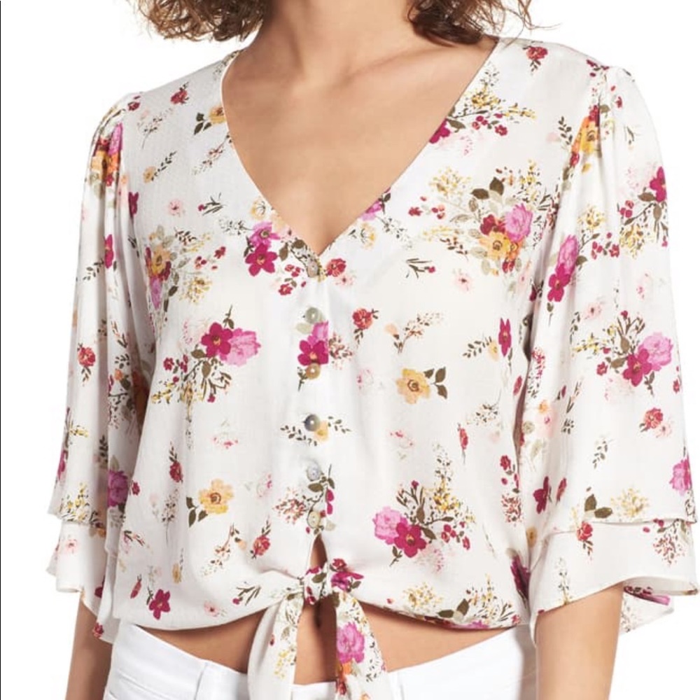 Sun & Shadow Floral Tie Hem Crop Top